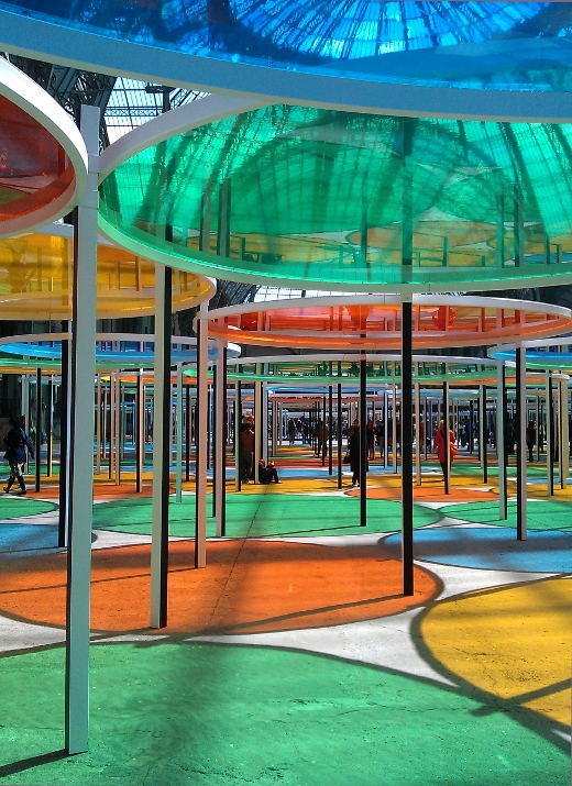 monumenta 2012 daniel buren - sous les cercles de couleurs
